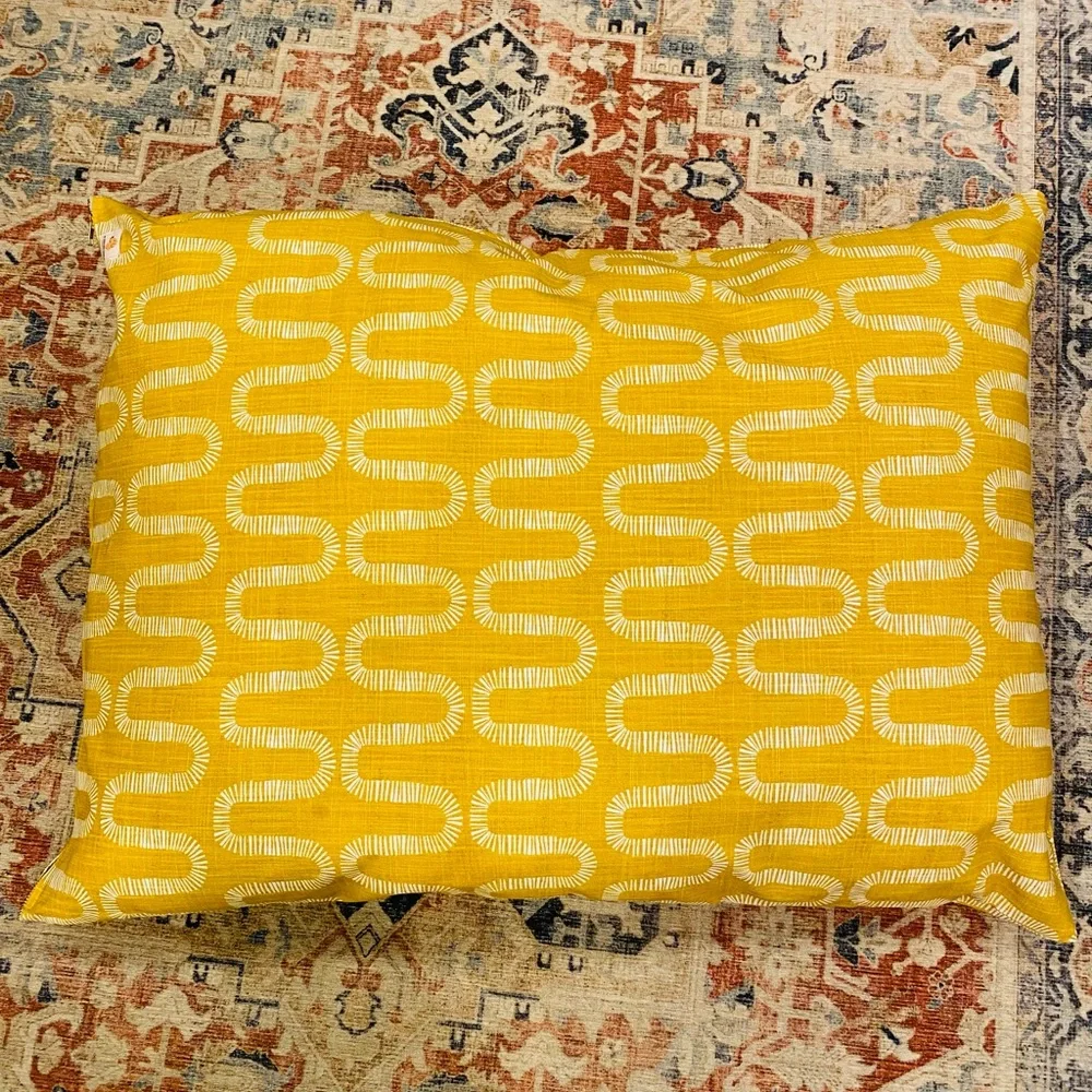 Large Dog Bed Cover. Fits Labs. Standard doodles, dogs up to 85lbs.